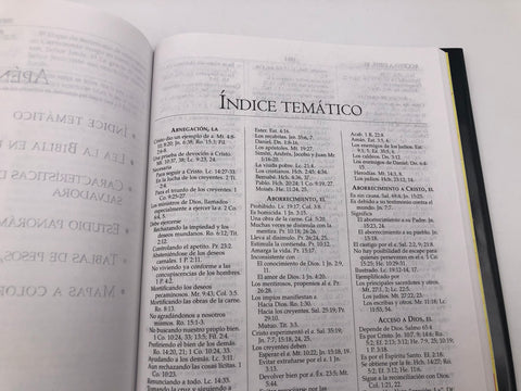 Image of Biblia RVR 1960 de Estudio MacArthur Tapa Dura