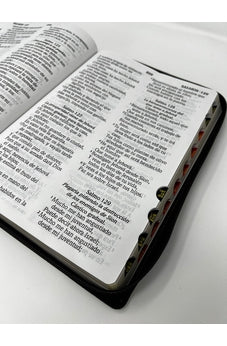 Image of Biblia RVR 1960 Letra Súper Gigante Madera Oscuro con Cierre con Índice